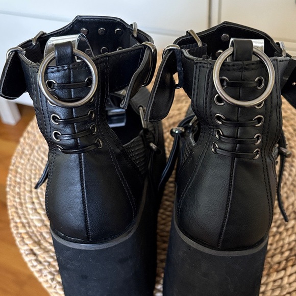 Demonia Kera 12 Double Strap Mary Jane Platform 7/7.5 - Picture 9 of 16